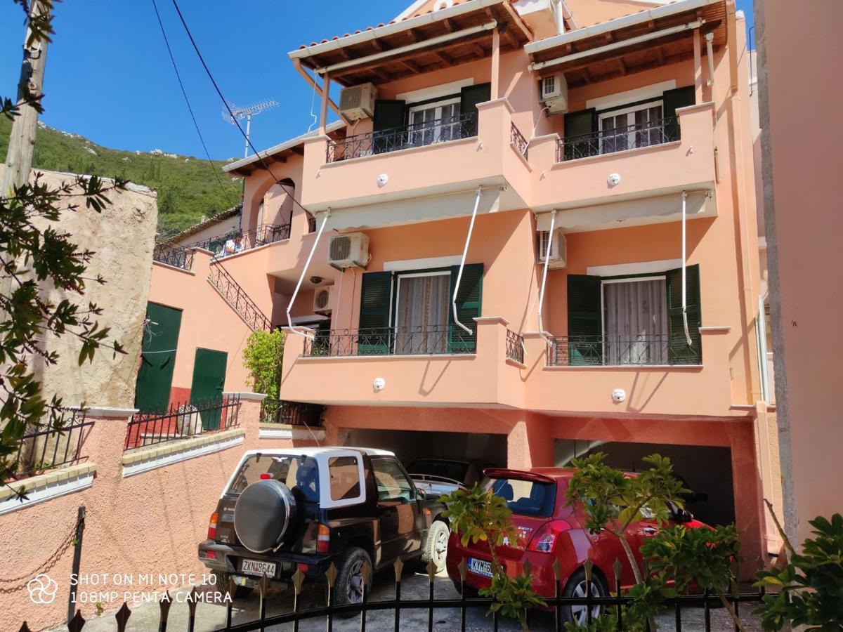 San Vlassis Area Apartment Lákones 外观 照片